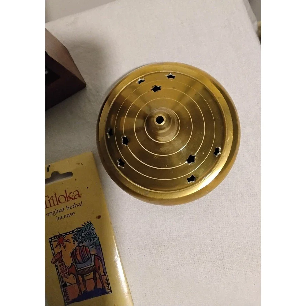 Incense Holders & Insence Sticks Cone Wood Stick & Brass Cone Holder Bundle